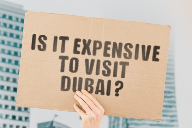 How to save money in Dubai as a tourist